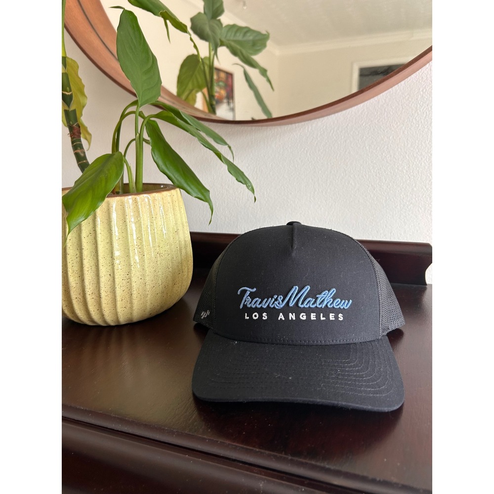 TravisMathew Los Angeles Mens Trucker Hat Black Mesh Snapback Golf Cap